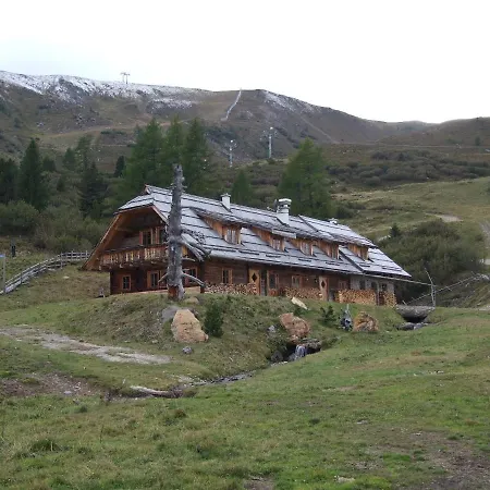 Auszeit Ferienhaus Fur 6 Personen ,mit Grosser Terrasse Und Panoramablick, -a1 Haus 436 A Links- Turracher Hoehe