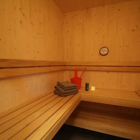 Дом отдыха Auszeit Ferienhaus Fur 6 Personen ,mit Grosser Terrasse Und Panoramablick, -a1 Haus 436 A Links- Туррахер-Хёэ