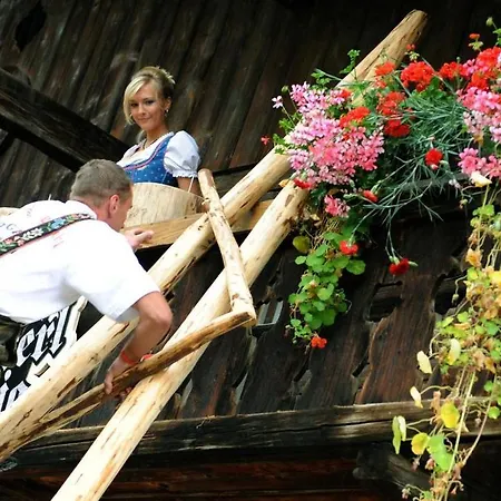 Дом отдыха Auszeit Ferienhaus Fur 6 Personen ,mit Grosser Terrasse Und Panoramablick, -a1 Haus 436 A Links- Туррахер-Хёэ